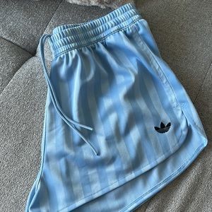 Short Adidas